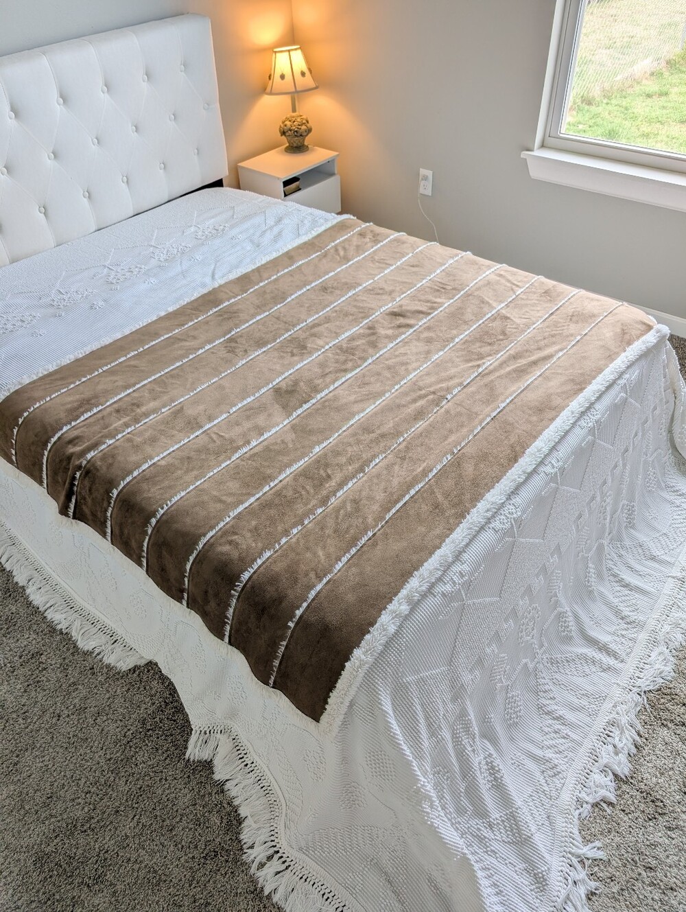Ponderosa Striped Brown Plush Throw Blanket Soft Cozy Bed & Sofa Layer 50x70